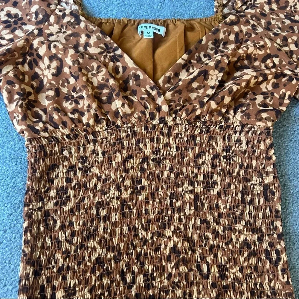 Steve Madden Fall Pattern Blouse Deep V Neck Ruch… - image 3